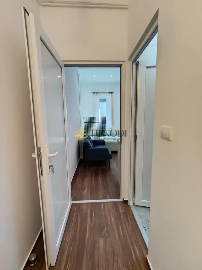 Rent, studio apartment, 25m², Stari Grad, Beograd