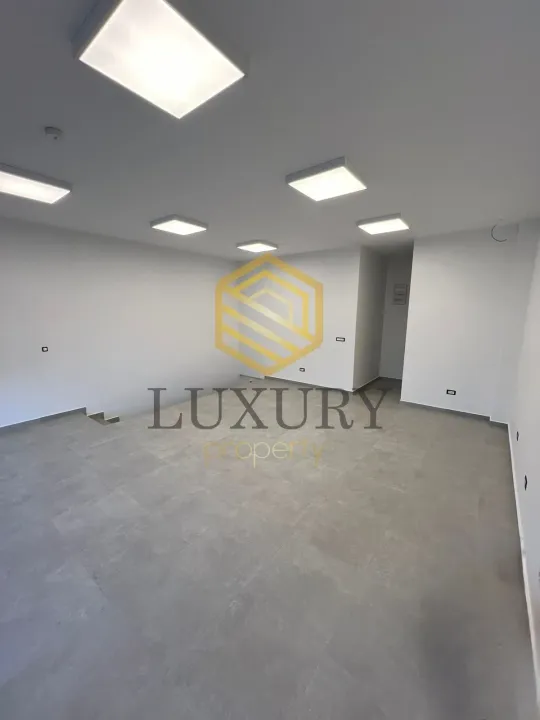 Rent, office space, 95m², City Kvart, Podgorica