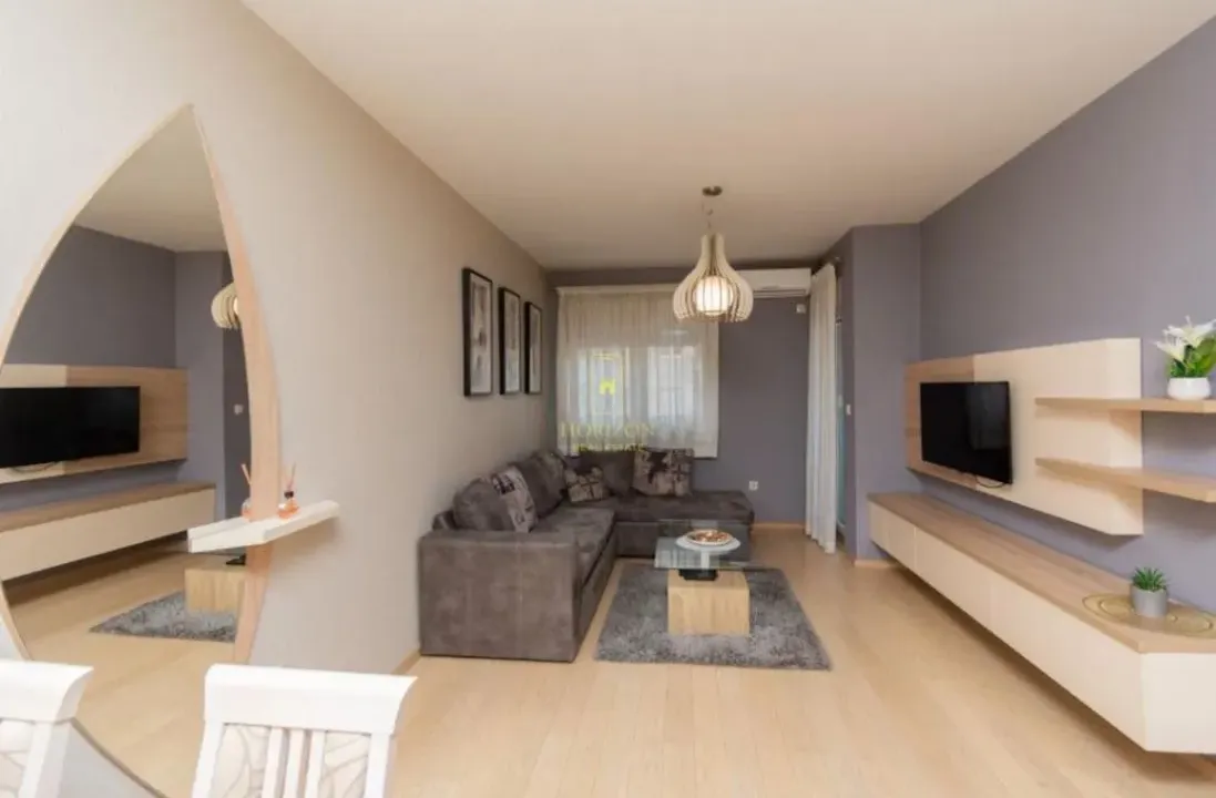 Izdavanje, jednosoban stan, 47m², City Kvart, Podgorica
