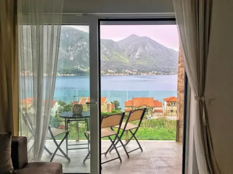 Izdavanje, jednosoban stan, 52m², Dobrota, Kotor - image 7