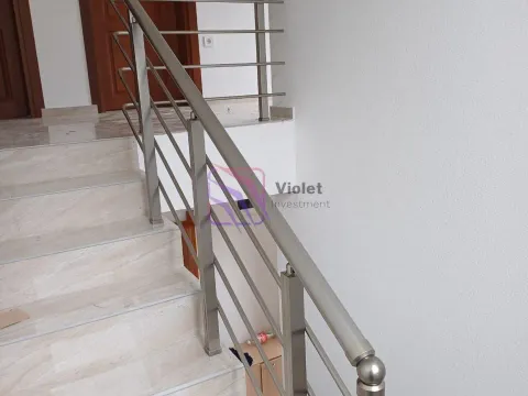 Prodaja, kuća, 180m², Sutomore, Bar - image 6