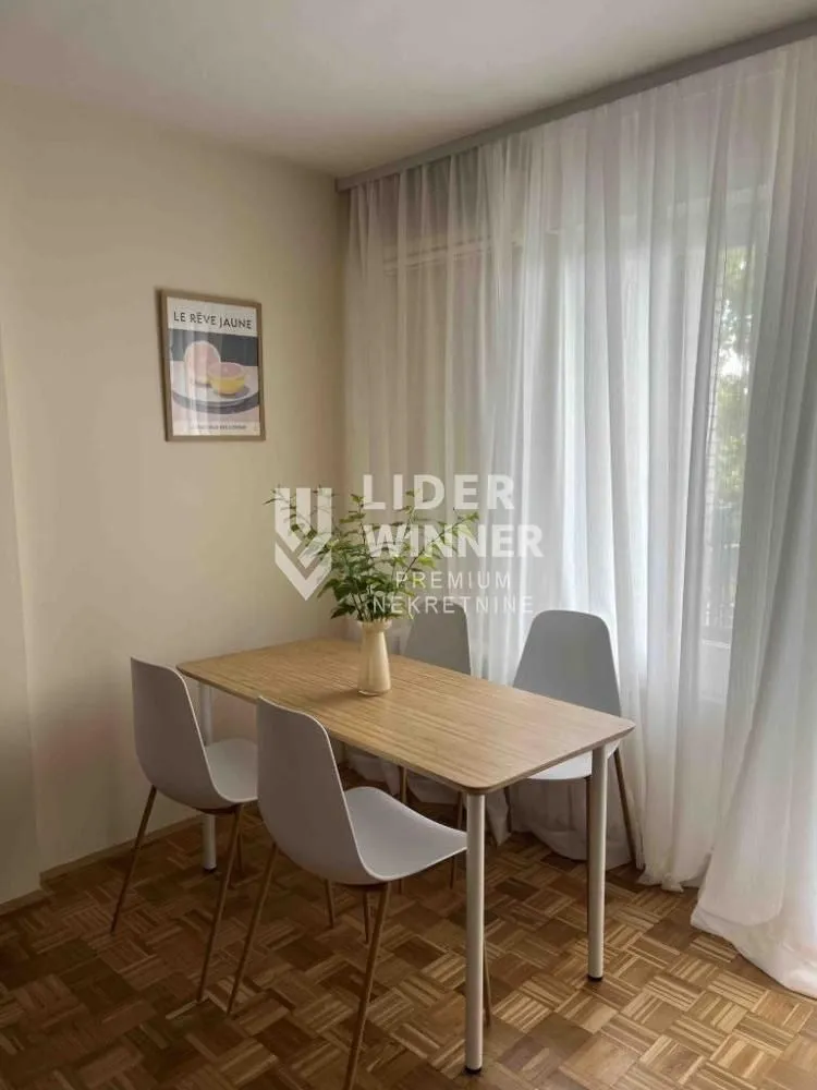 Izdavanje, trosoban stan, 88m², Vračar Sve Podlokacije, Beograd