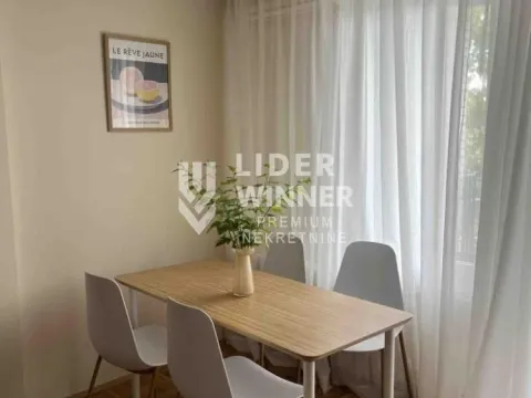 Izdavanje, trosoban stan, 88m², Vračar Sve Podlokacije, Beograd - image 4