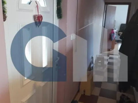 Prodaja, trosoban stan, 125m², Petlovo Brdo, Beograd - image 8