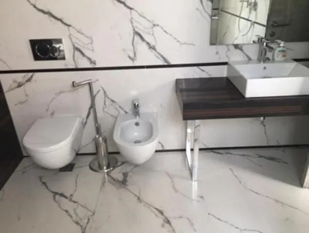 Izdavanje, trosoban stan, 240m², Kalenić Pijaca, Vračar Sve Podlokacije