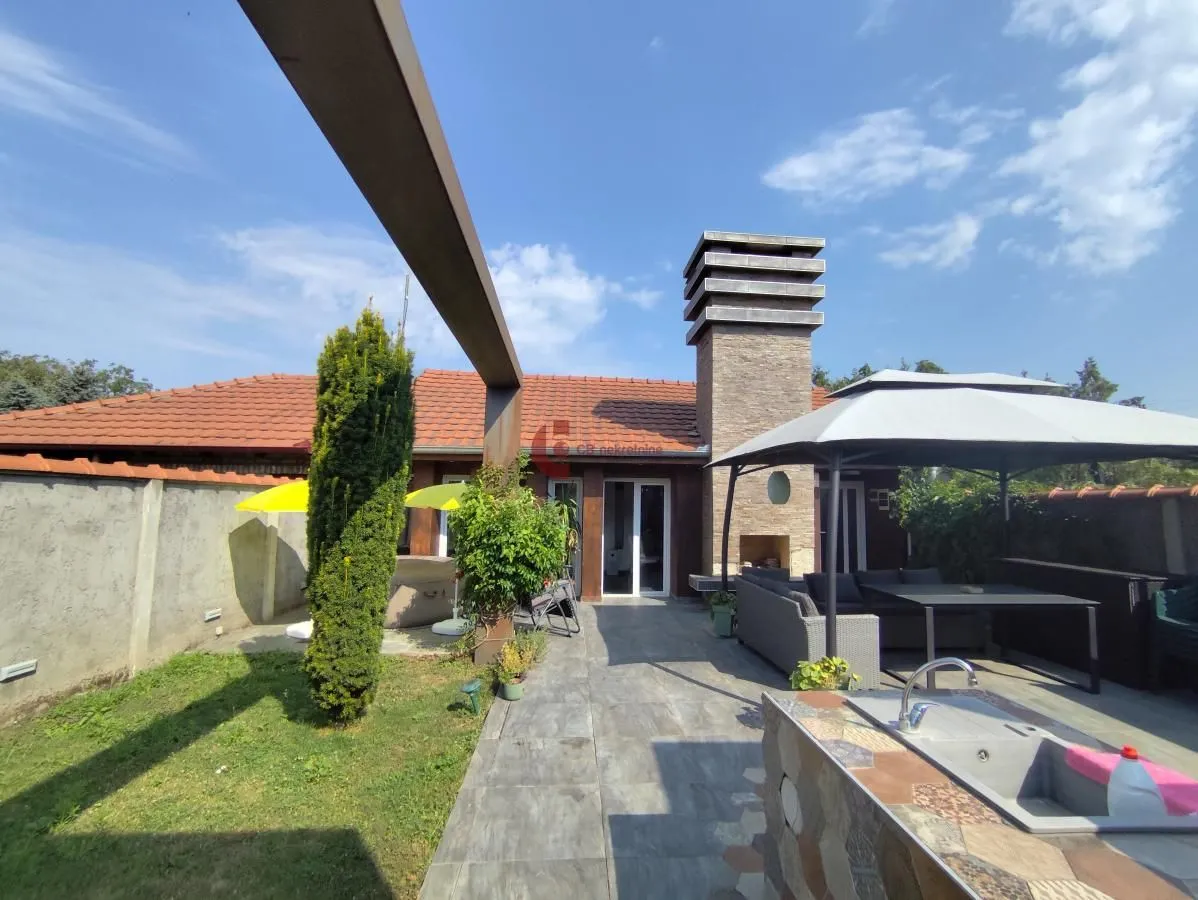 Prodaja, kuća, 51m², Mali Radanovac, Subotica