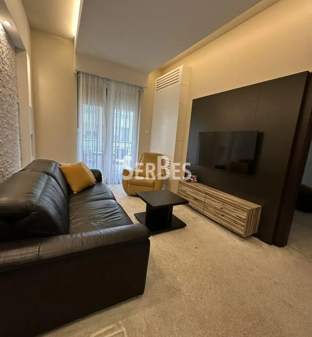 Izdavanje, dvosoban stan, 50m², Bulevar Oslobodjenja, Novi Sad Sve Podlokacije
