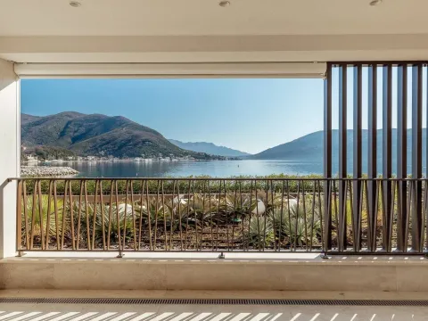 Sale, two bedroom apartment, 105m², Meljine, Herceg Novi - image 2