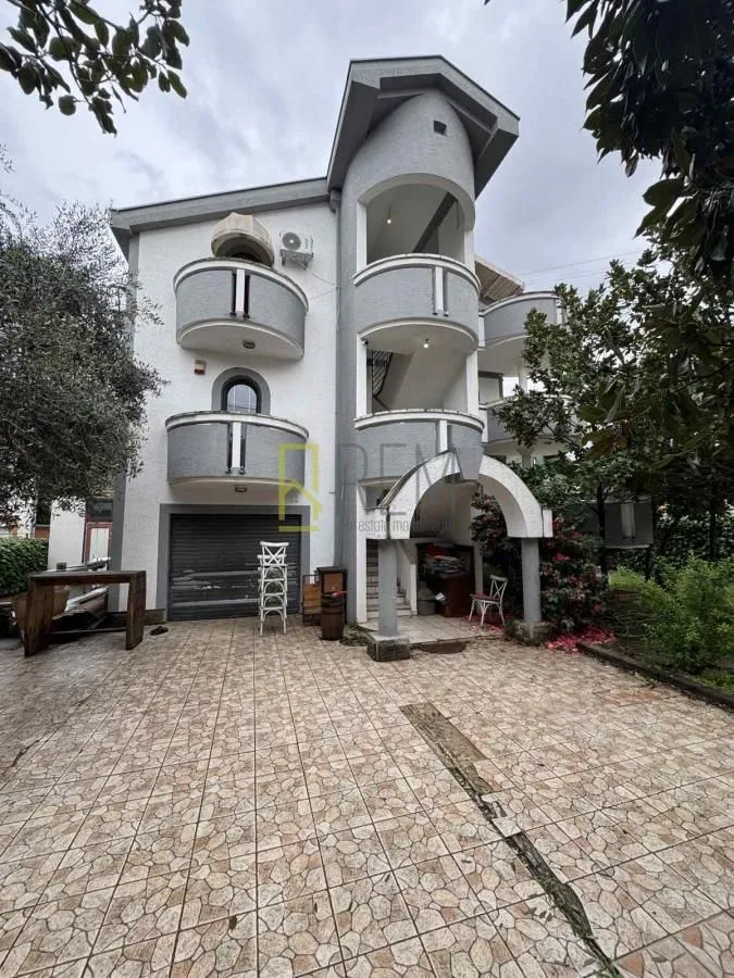 Rent, office space, 120m², Podgorica, Crna Gora