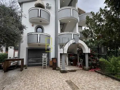 Izdavanje, poslovni prostor, 120m², Podgorica, Crna Gora - image 5