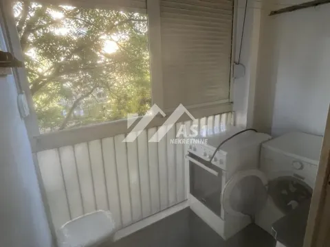 Izdavanje, jednosoban stan, 40m², Rotkvarija, Novi Sad Sve Podlokacije - image 9