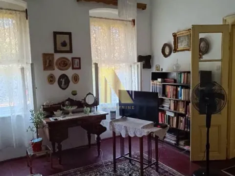 Sale, house, 206m², Futog, Novi Sad Sve Podlokacije