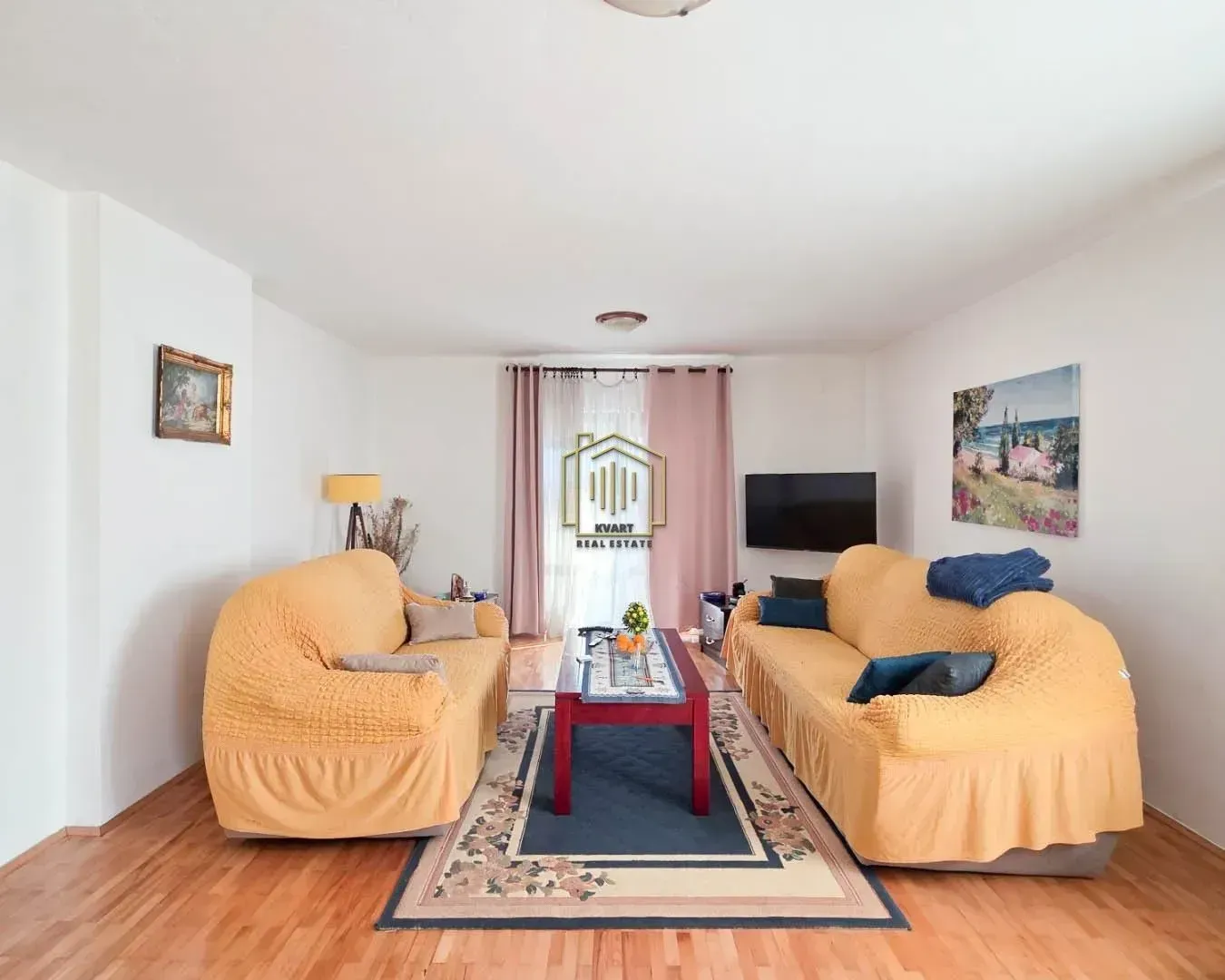 Prodaja, kuća, 350m², Zlatica, Podgorica