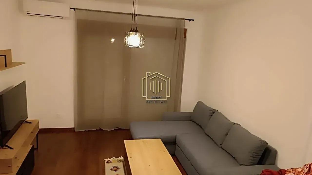 Izdavanje, jednosoban stan, 54m², Master Kvart, Podgorica