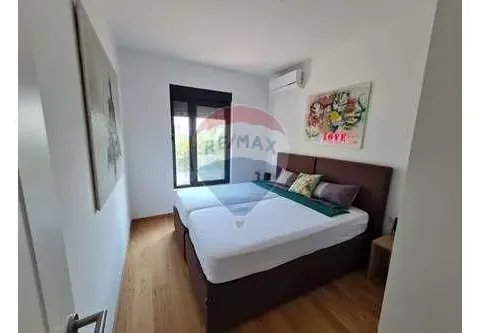 Sale, two bedroom apartment, 69m², Bečići, Budva - image 11