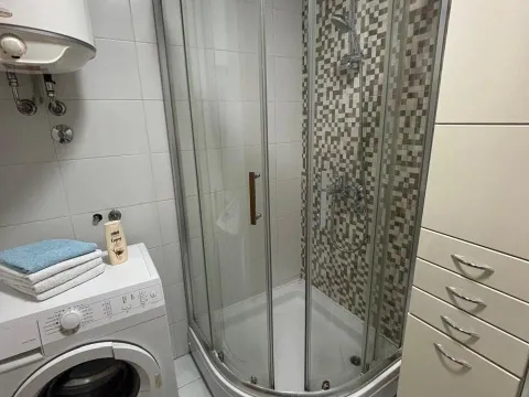 Stan-na-dan, jednosoban stan, 46m², City Kvart, Podgorica - image 9