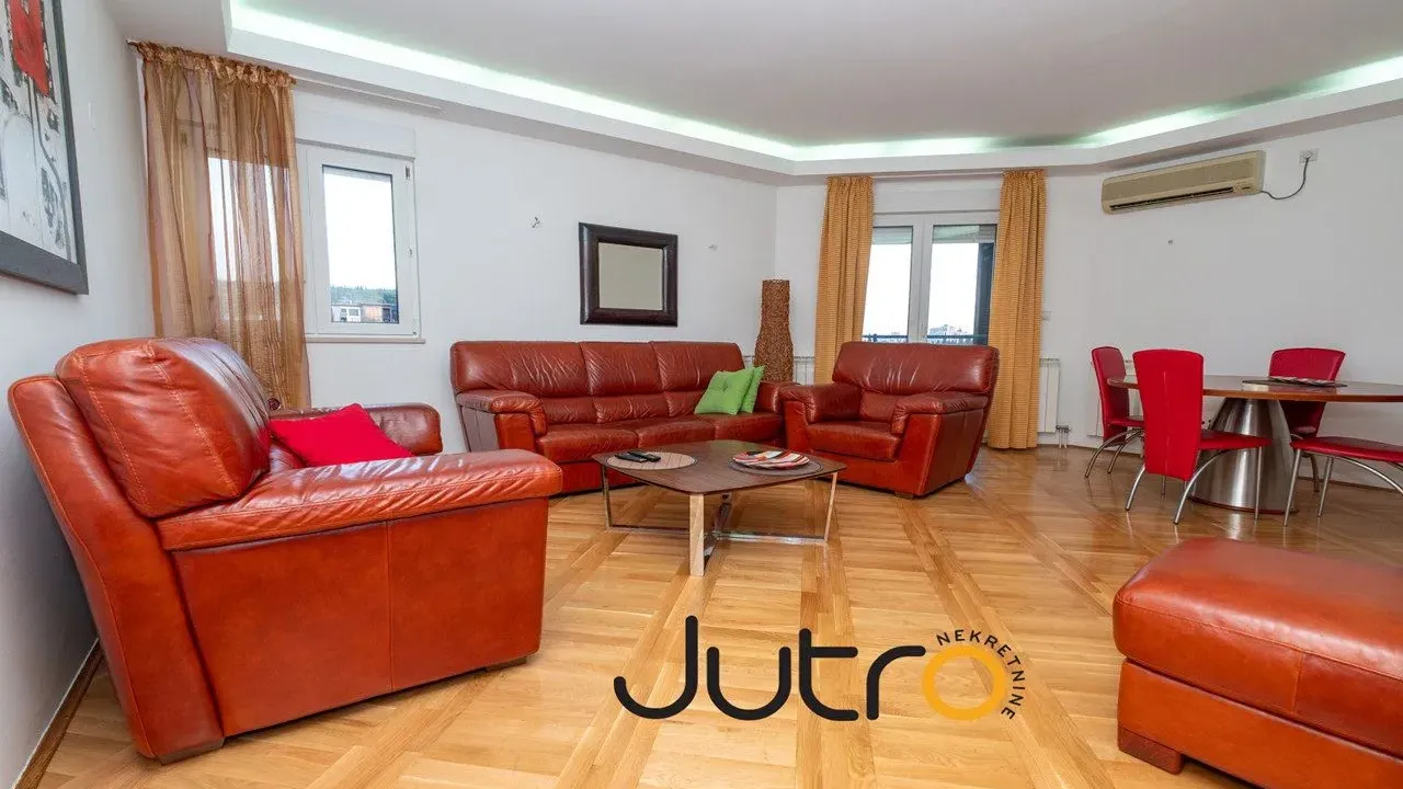 Prodaja, četvorosoban stan, 133m², Momišići, Podgorica