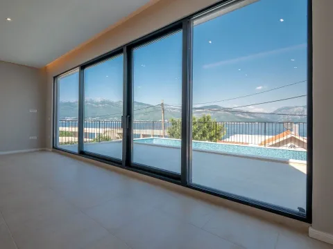 Sale, house, 200m², Krašići, Tivat - image 4