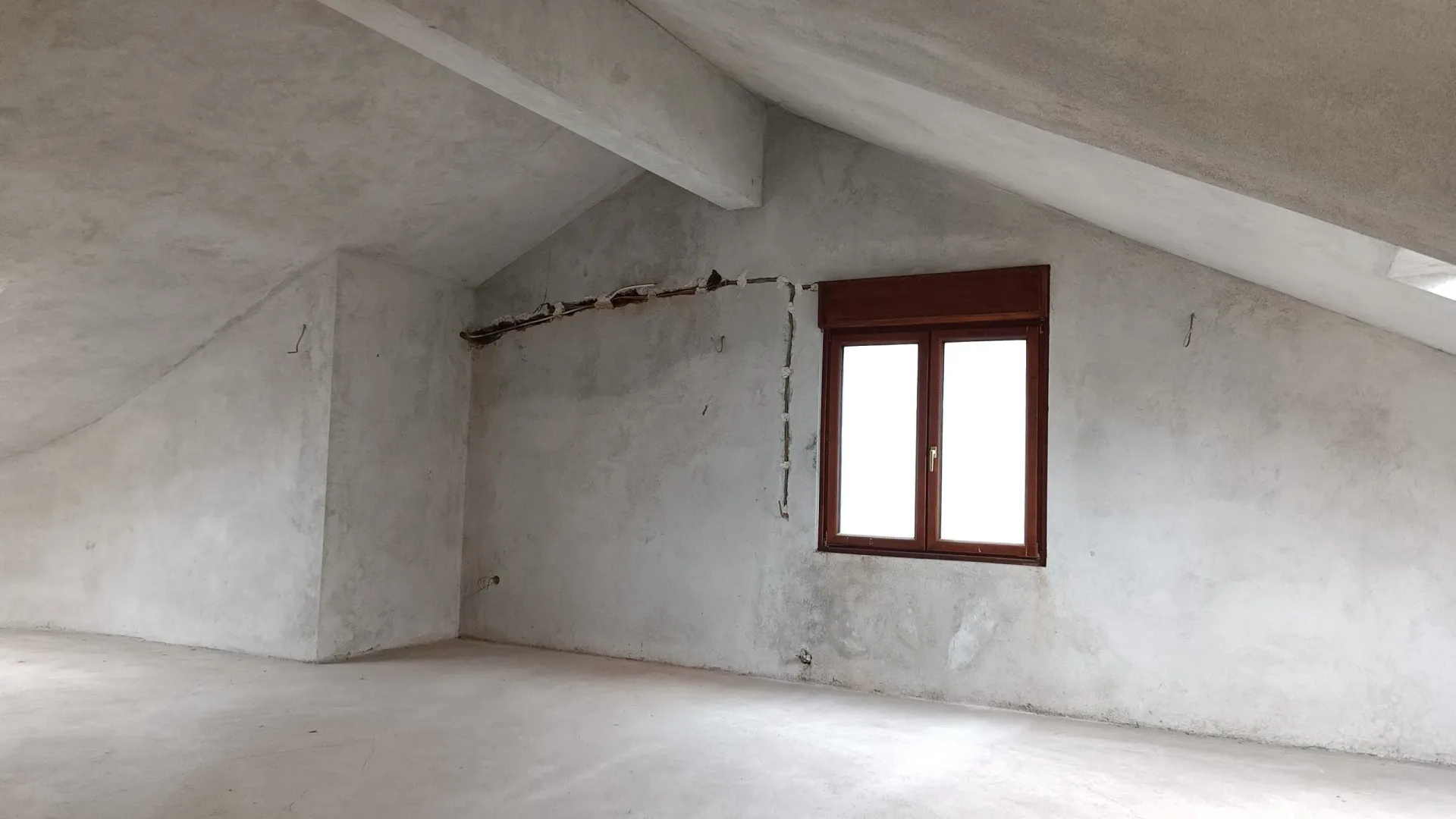 Prodaja, kuća, 381m², Momišići, Podgorica