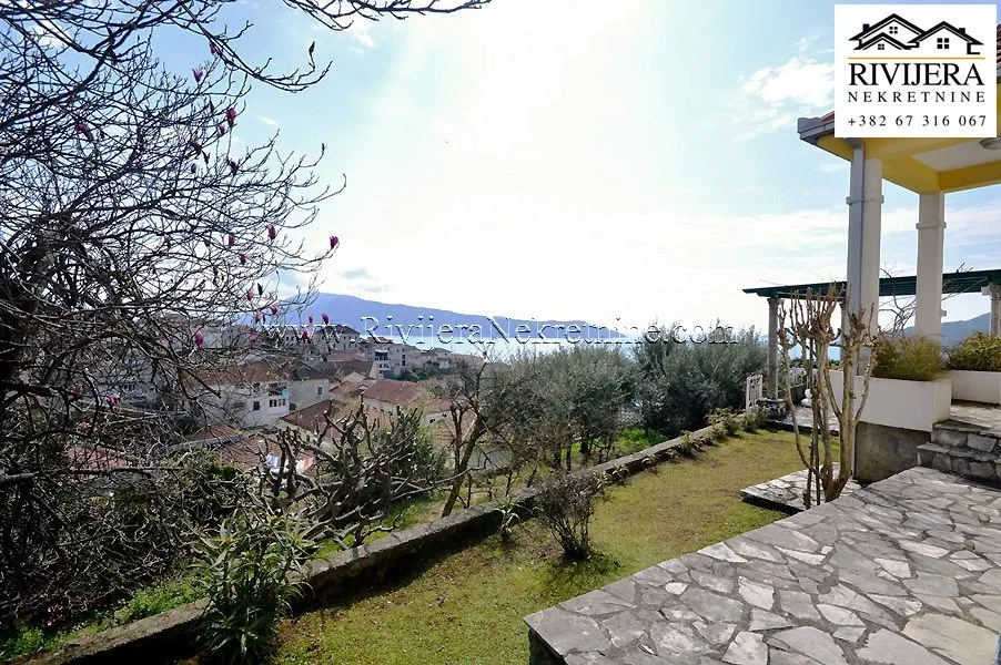 Prodaja, kuća, 90m², Centar, Herceg Novi