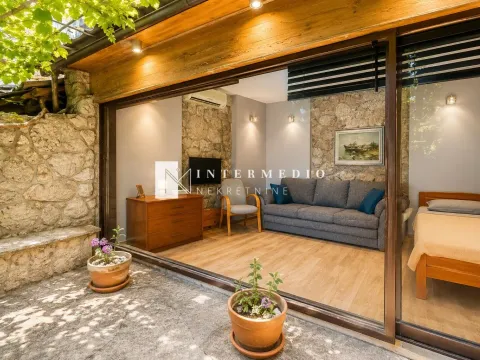Sale, three bedroom apartment, 107m², Savina, Herceg Novi - image 2