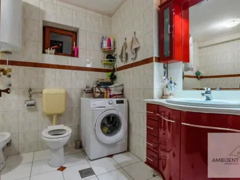 Prodaja, četvorosoban stan, 104m², Stari Grad, Beograd - image 7