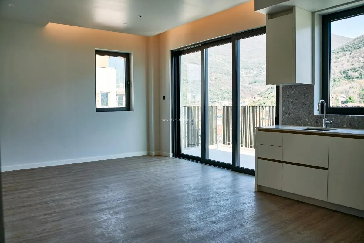 Sale, two bedroom apartment, 102m², Tivat, Crna Gora