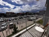 Izdavanje, dvosoban stan, 69m², Stari Aerodrom, Podgorica - image 8