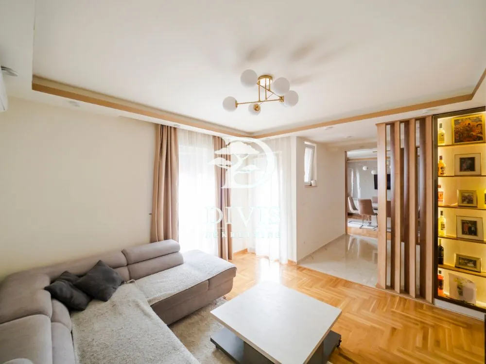 Prodaja, četvorosoban stan, 80m², Cvetkova Pijaca, Zvezdara Sve Podlokacije