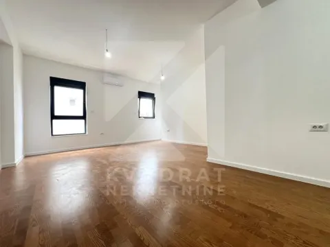 Rent, one bedroom apartment, 45m², Zagorič, Podgorica - image 1