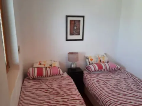 Sale, two bedroom apartment, 59m², Dobrota, Kotor - image 4