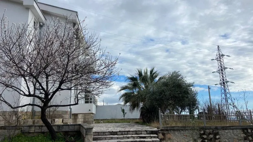 Prodaja, kuća, 200m², Sutomore, Bar