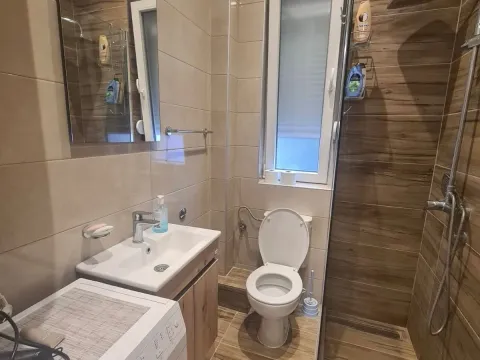 Izdavanje, garsonjera, 27m², Centar, Podgorica - image 4
