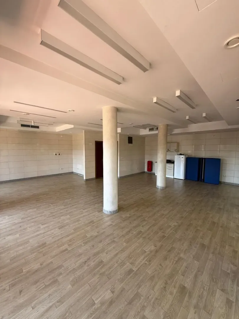 Rent, office space, 68m², Momišići, Podgorica