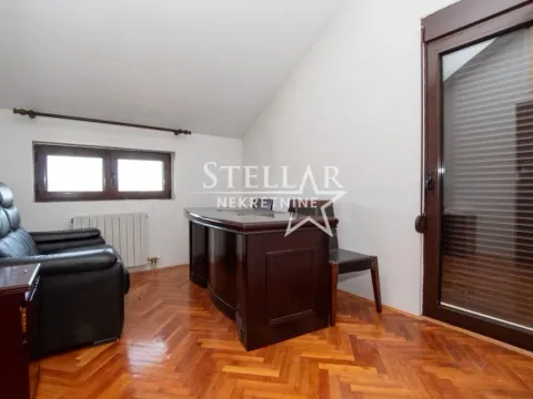 Izdavanje, kuća, 320m², Gorica C, Podgorica - image 10