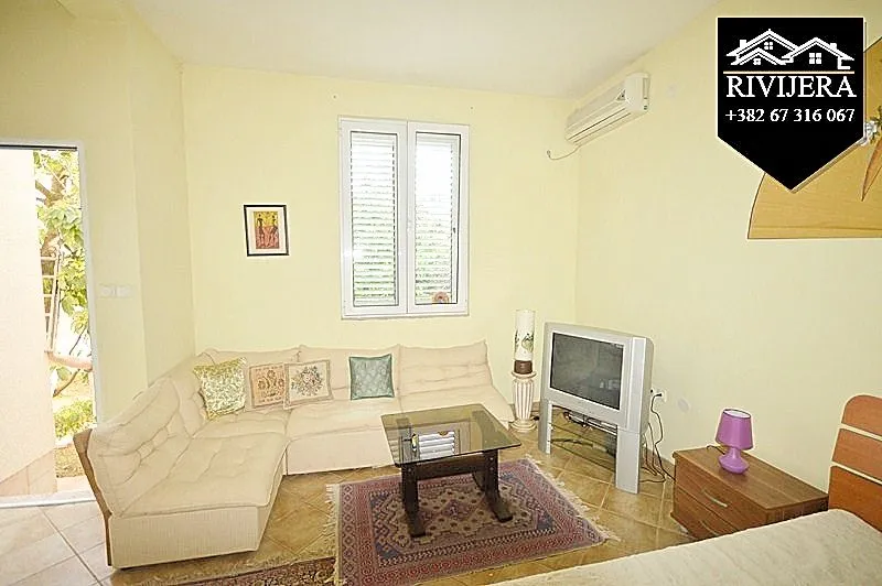 Prodaja, kuća, 75m², Centar, Herceg Novi