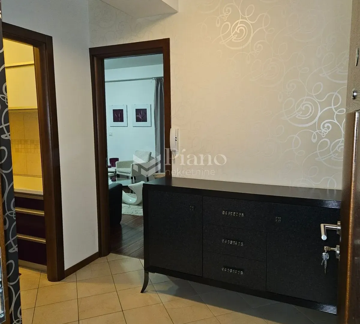 Rent, two bedroom apartment, 72m², Gorica C, Podgorica
