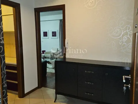 Rent, two bedroom apartment, 72m², Gorica C, Podgorica - image 6