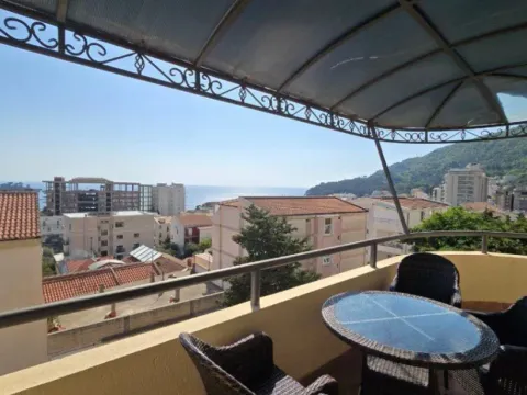 Sale, one bedroom apartment, 40m², Petrovac, Budva