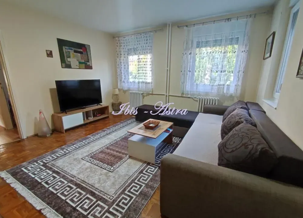 Izdavanje, dvosoban stan, 45m², Savski Venac, Beograd