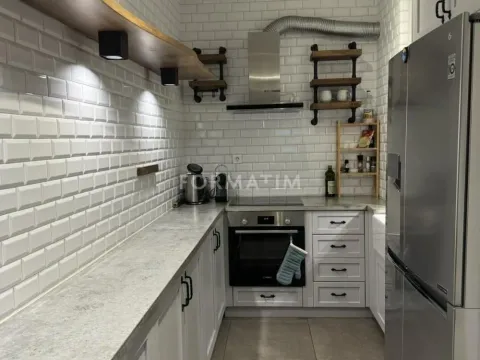 Izdavanje, dvosoban stan, 63m², Poštanska Štedionica, Palilula Sve Podlokacije - image 4