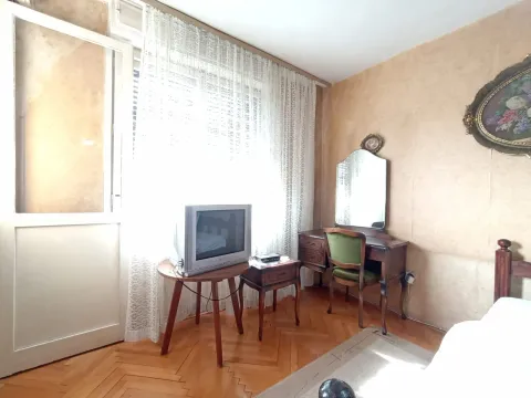 Prodaja, dvosoban stan, 75m², Centar, Podgorica - image 11