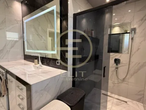 Prodaja, kuća, 165m², Petrovaradin, Novi Sad - image 35