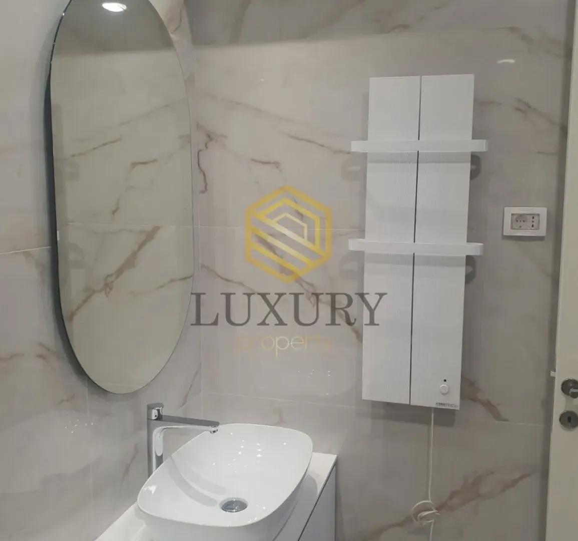 Izdavanje, dvosoban stan, 82m², Preko Morače, Podgorica