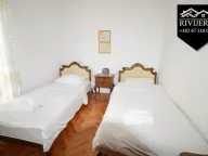 Sale, house, 220m², Dobrota, Kotor - image 11