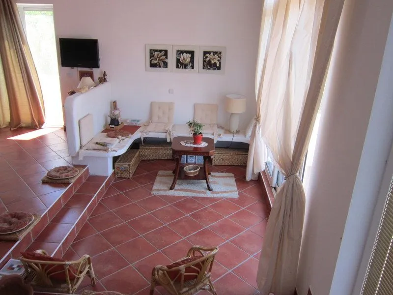 Prodaja, kuća, 380m², Utjeha, Bar