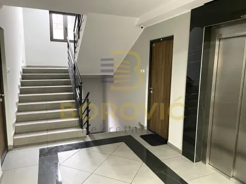 Prodaja, trosoban stan, 62m², Lekino Brdo, Voždovac Sve Podlokacije - image 9