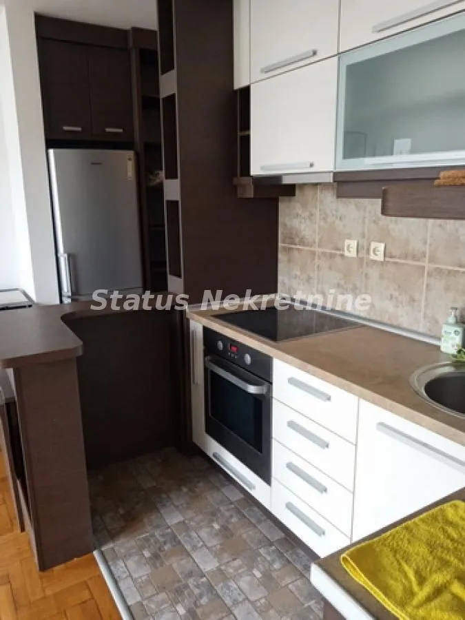 Rent, one bedroom apartment, 37m², Adamovićevo Naselje, Novi Sad Sve Podlokacije