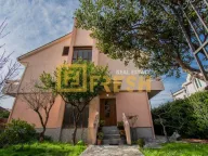 Prodaja, kuća, 300m², Dalmatinska ulica, Podgorica - image 2