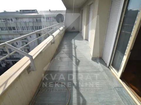 Prodaja, dvosoban stan, 70m², Stari Aerodrom, Podgorica - image 9